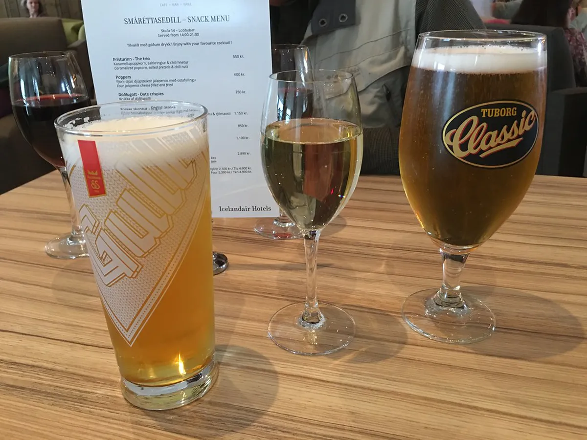 Akureyri Happy Hour Deals: Your 2025 Guide to Cheap Drinks