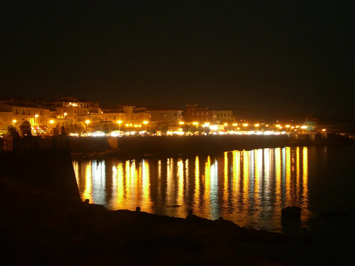 Alghero Nightlife Safety Tips: Enjoy a Secure Night Out in 2025