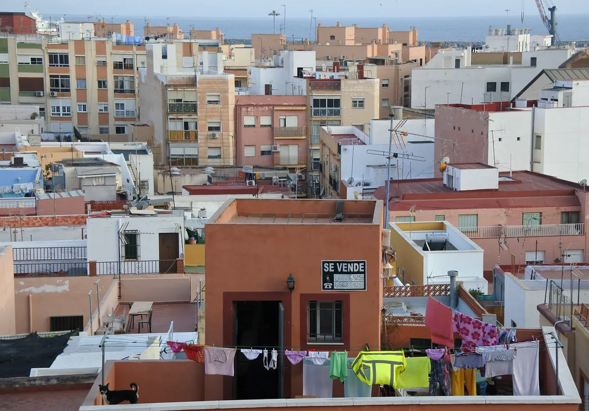 Savor the Skies: Best Almería Rooftop Bars in 2025