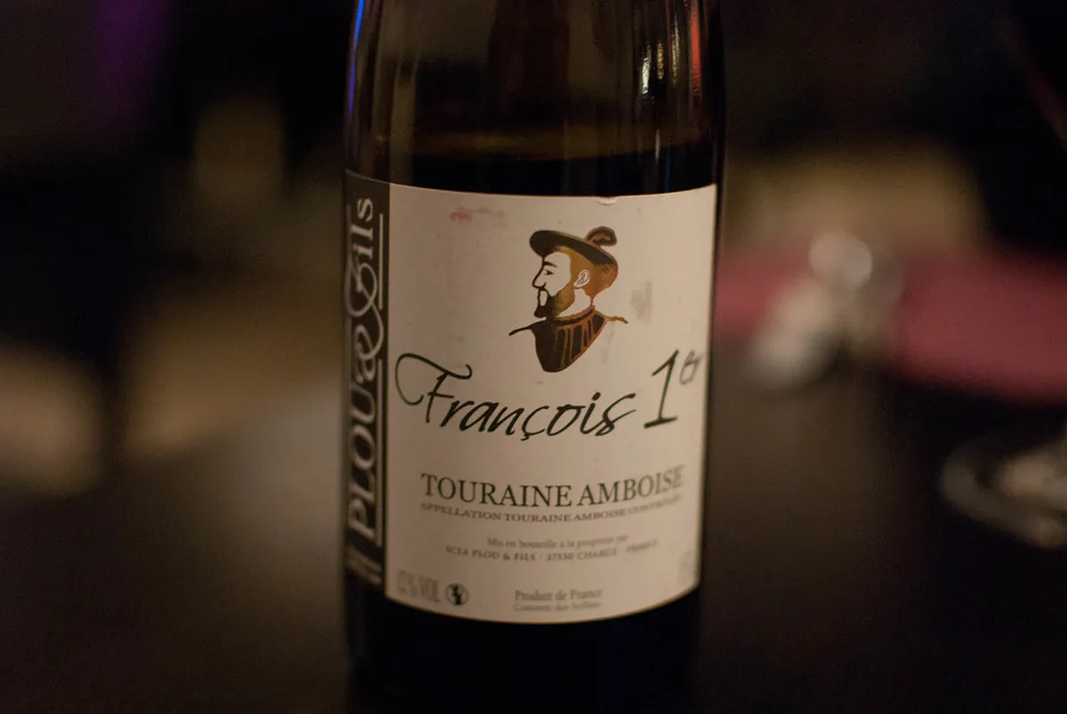 Amboise Wine Bars Guide: Best Loire Valley Wine Tasting 2025