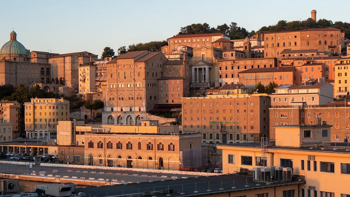 Ancona Pub Crawl Guide 2025: Best Bars & Nightlife