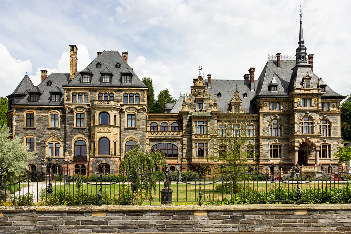 Augsburg Party Hotel Options: Top Stays for Nightlife