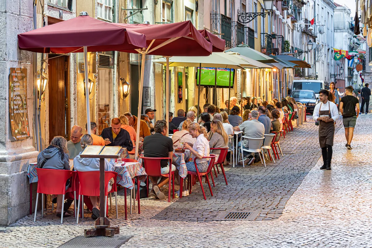 Bairro Alto Bars Lisbon: Ultimate Guide to Nightlife 2025