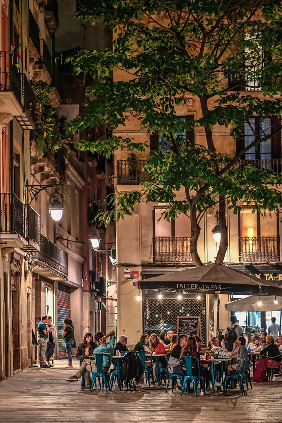Barcelona Nightlife Areas: Where to Party in 2025