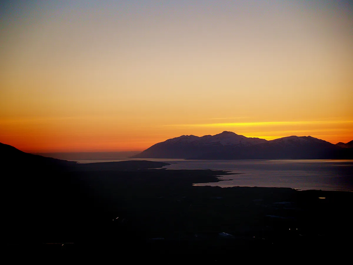 Akureyri's Top Bars with Views: Panoramic Icelandic Nights