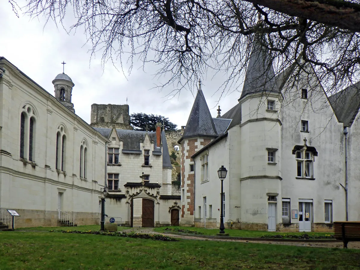 Discover Beaune Local Nightlife: Top Spots & Tips 2025