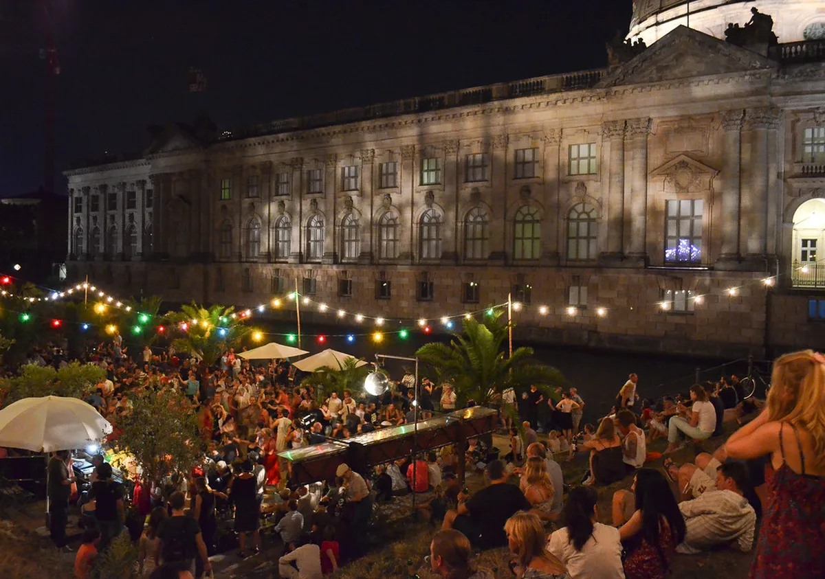 Berlin Nightlife: Your Ultimate 2025 Guide to Clubs & Bars