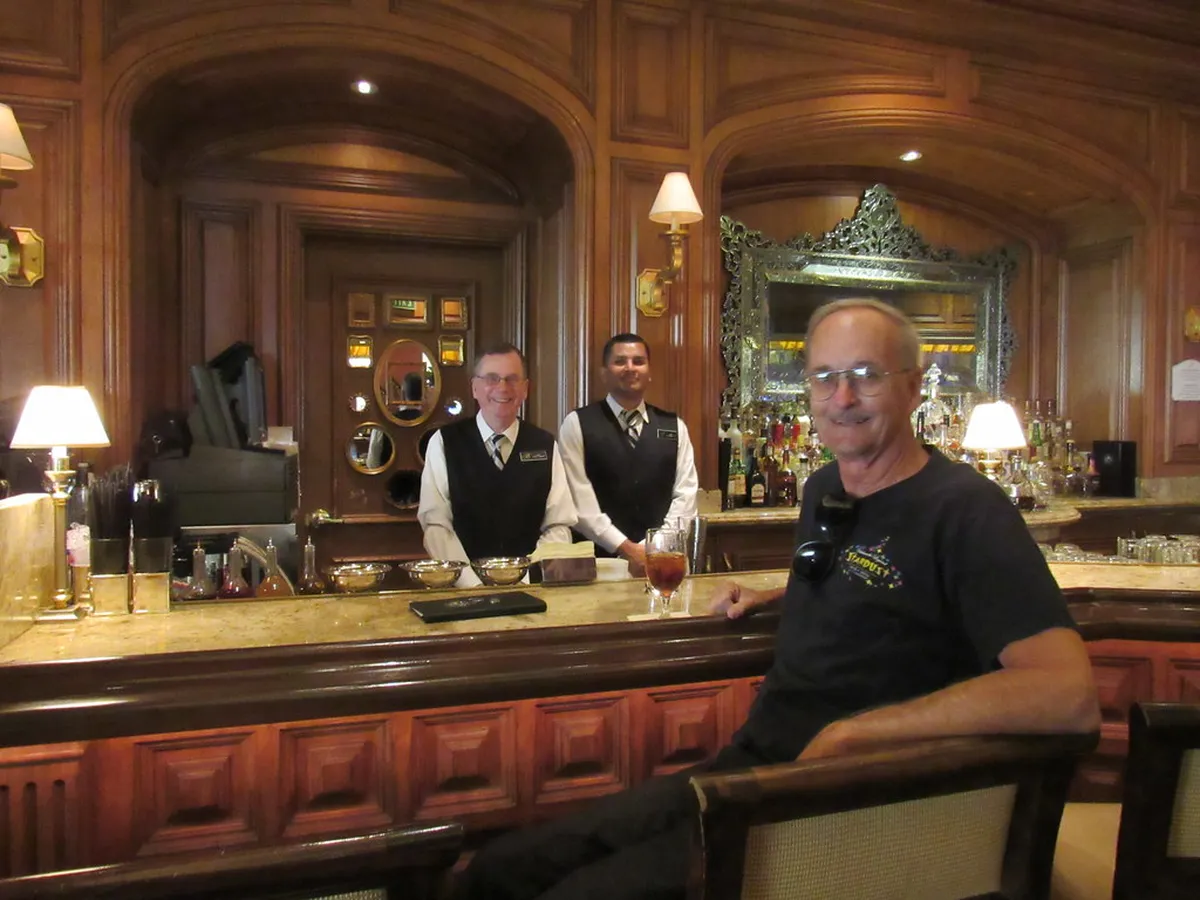 Bellagio's Best Bars: Top Nightlife Spots for 2025