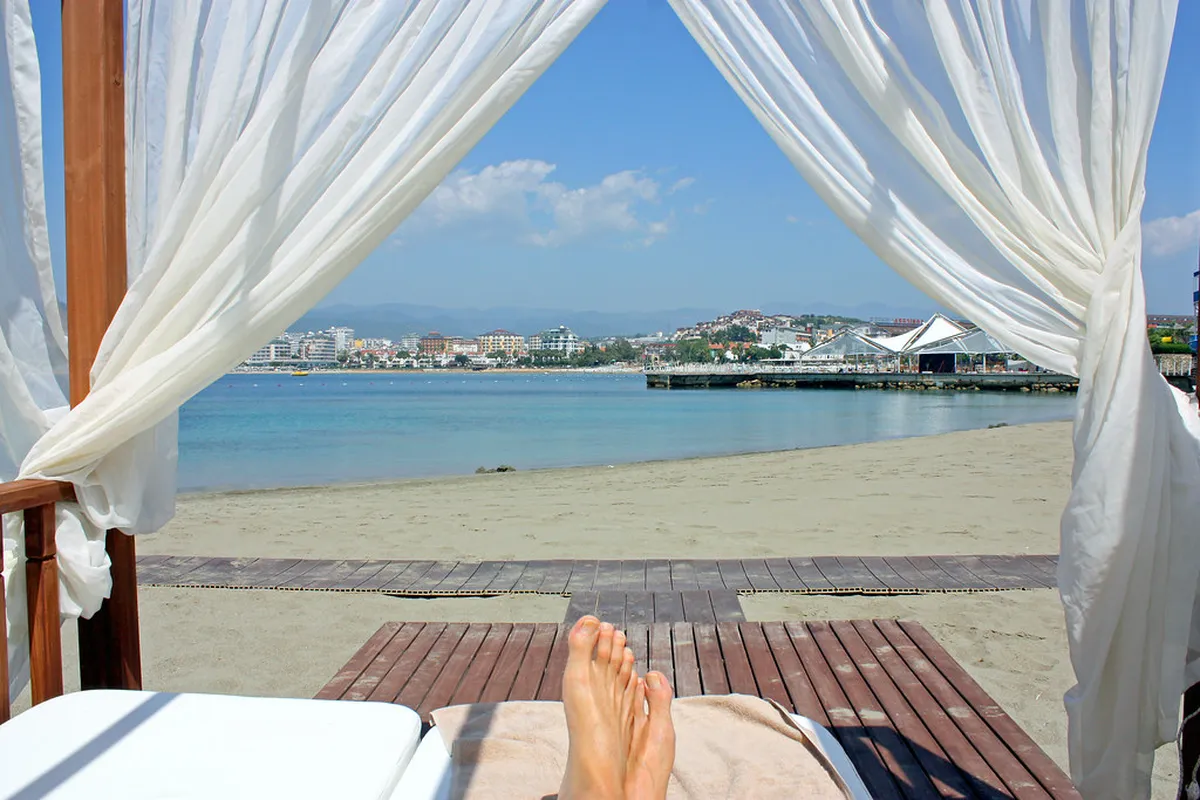 Discover the Best Bars in Alanya for Unforgettable Nights