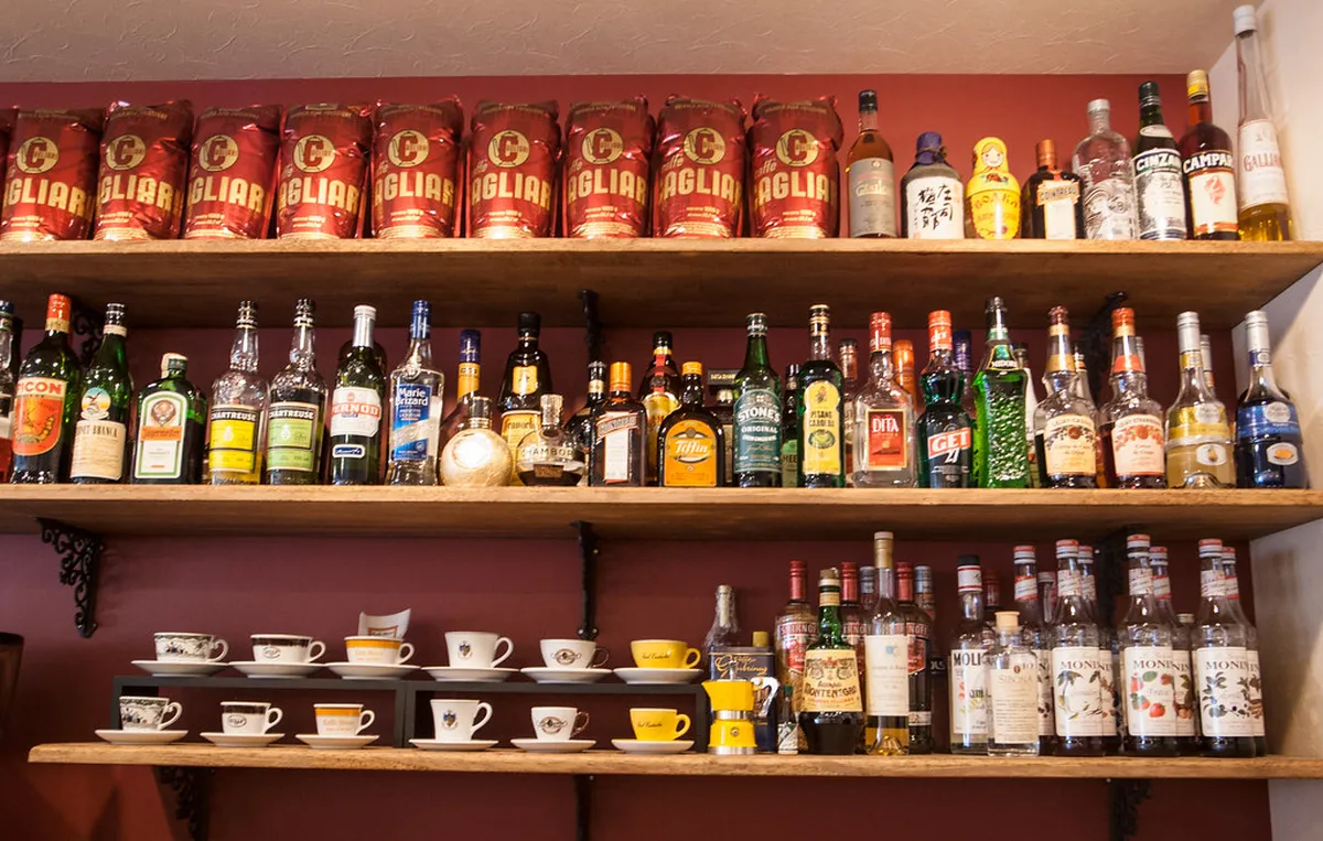 The Best Bars in Cagliari: Your Ultimate 2025 Nightlife Guide