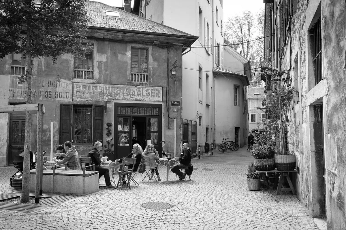 Discover the Best Bars in Chambéry for 2025