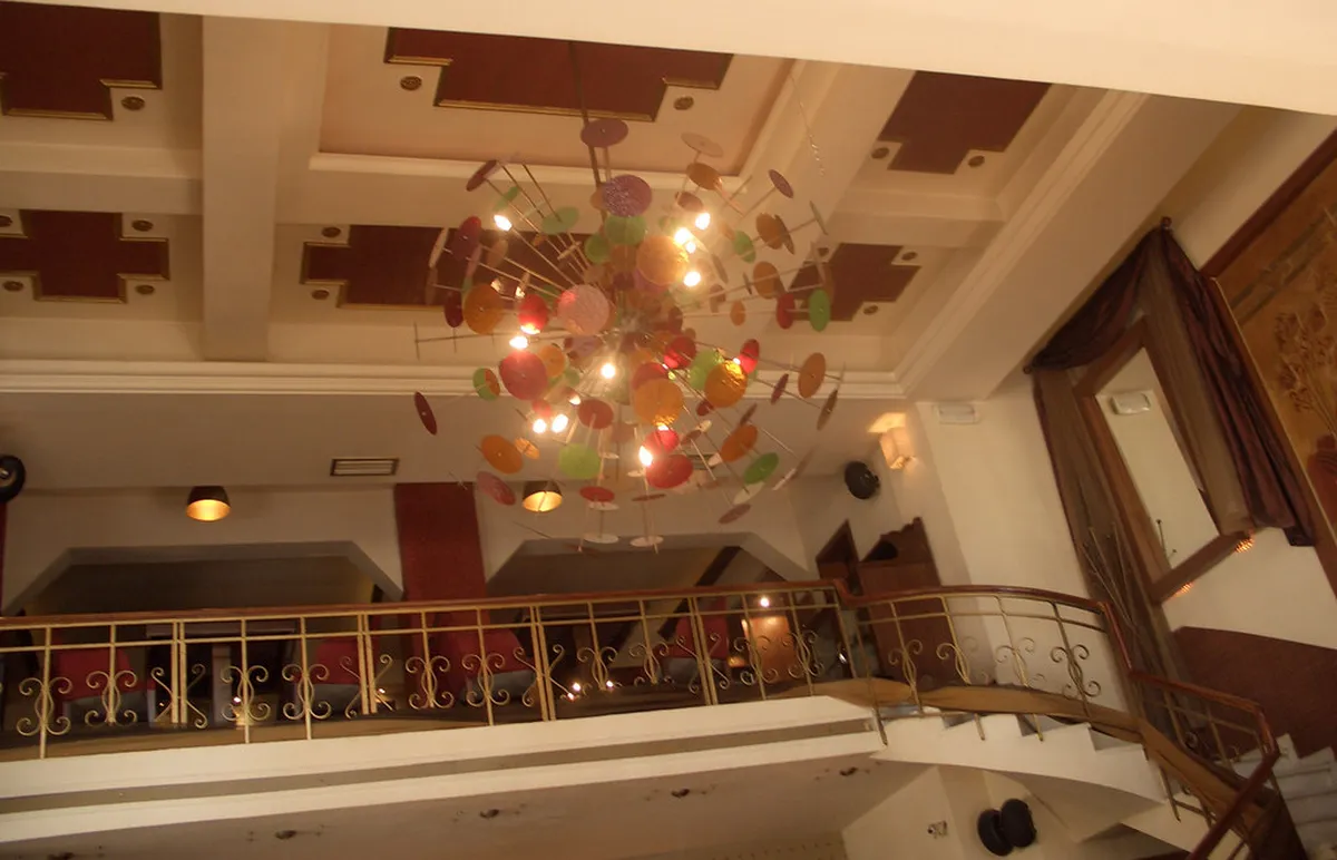 Discover the Best Bars in Iraklio: Your 2025 Nightlife Guide