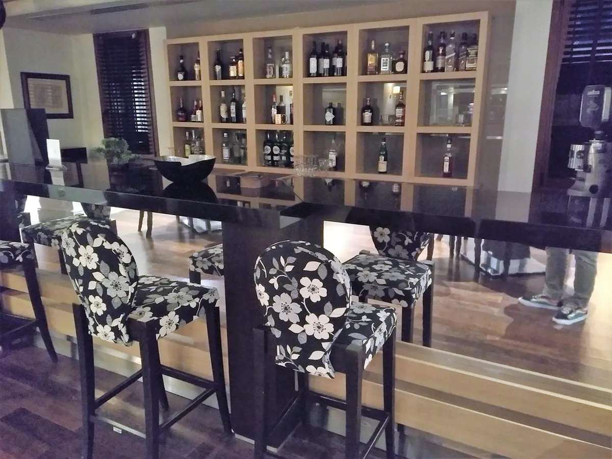 Discover the Best Bars in Patra for Unforgettable Nights in 2025