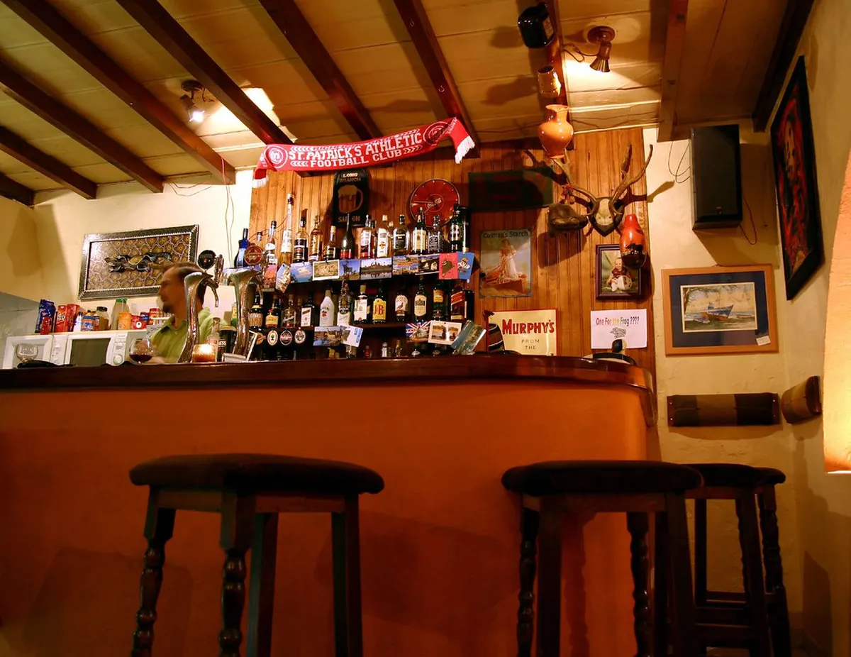 Best Bars in Tavira 2025: Your Ultimate Nightlife Guide
