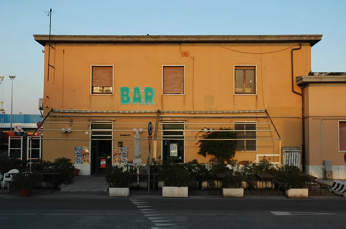 Discover the Best Bars in Livorno for an Unforgettable Night