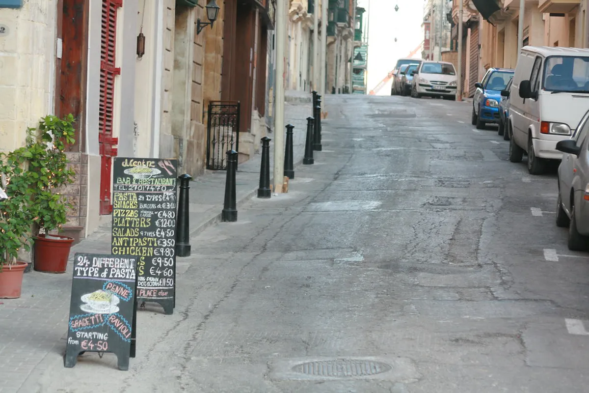 Discover the Best Bars in Vittoriosa, Malta for 2025