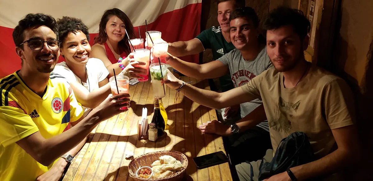 Best Cocktail Bars in Nazaré: Your 2025 Guide