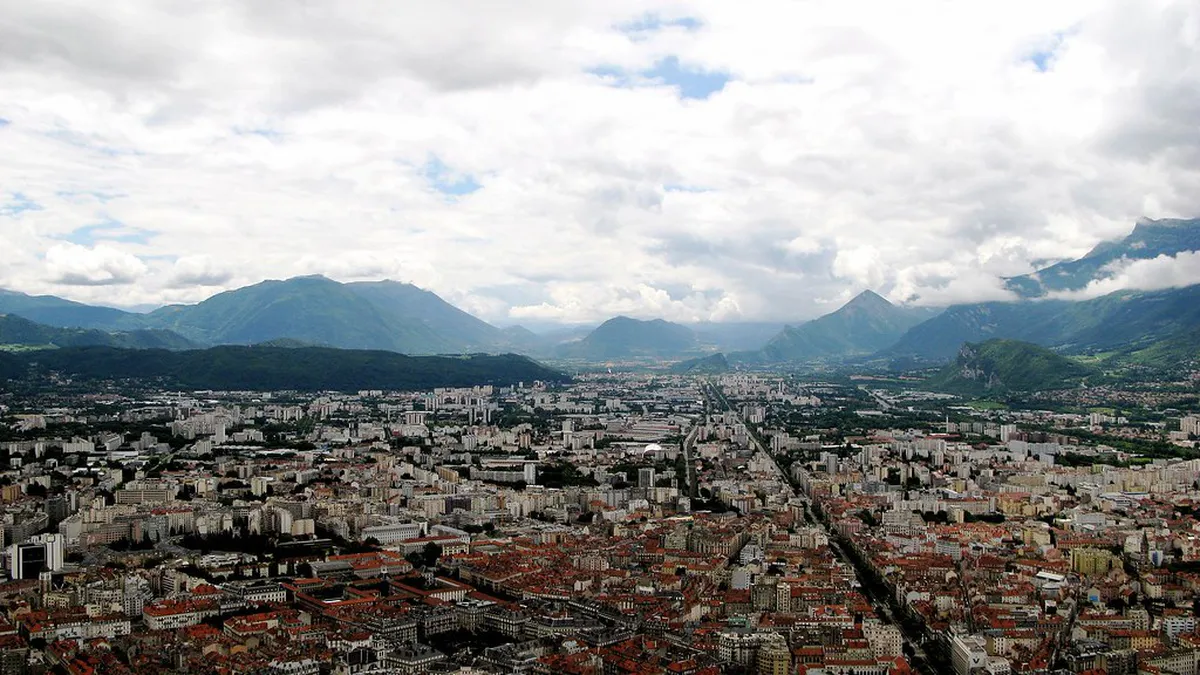Discover the Best Grenoble Nightlife Areas in 2025