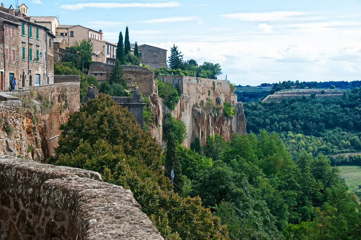 Best Orvieto Bars & Pubs: Your Ultimate 2025 Nightlife Guide