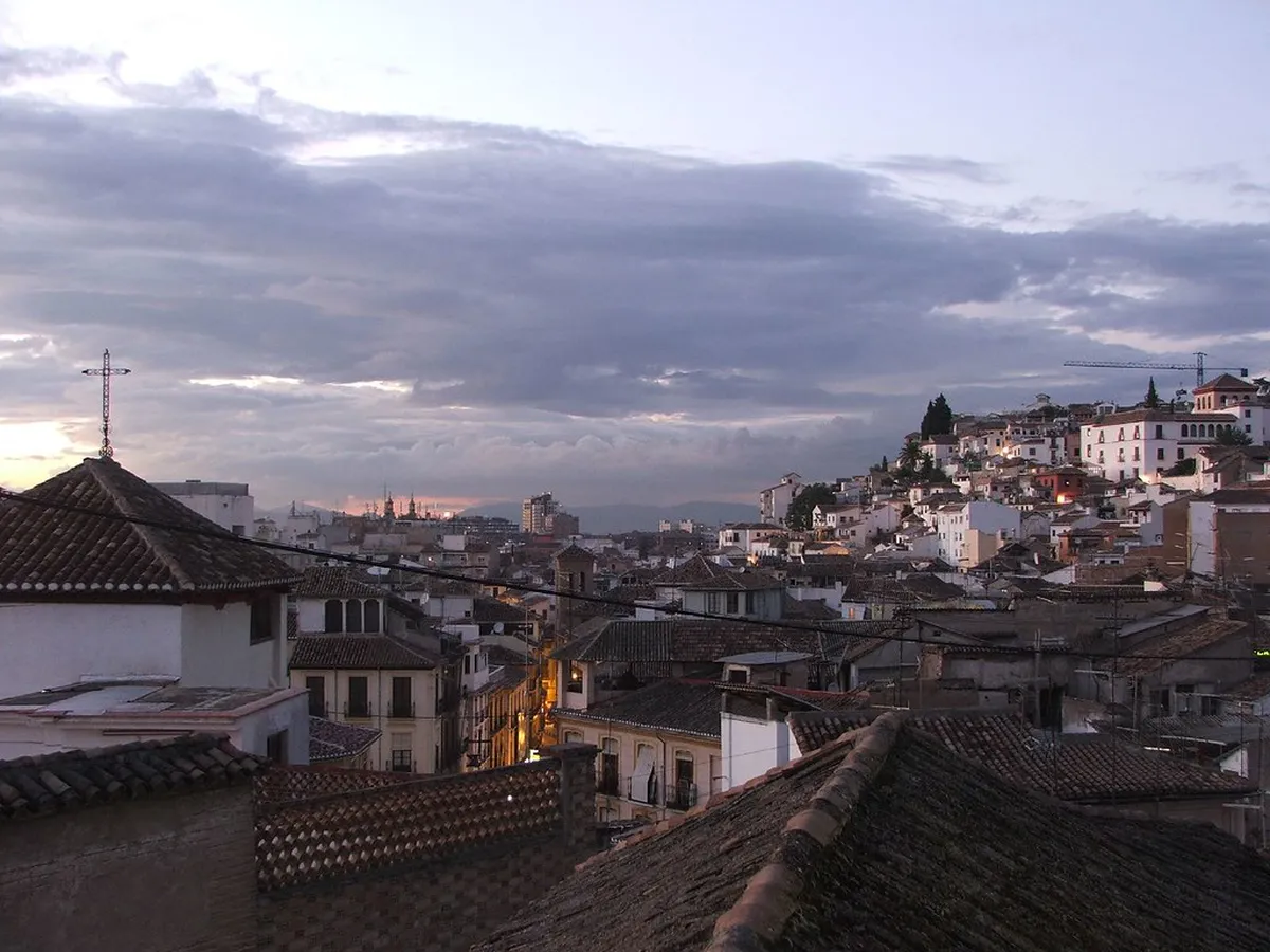 Best Rooftop Bars Granada 2025: Unforgettable Views