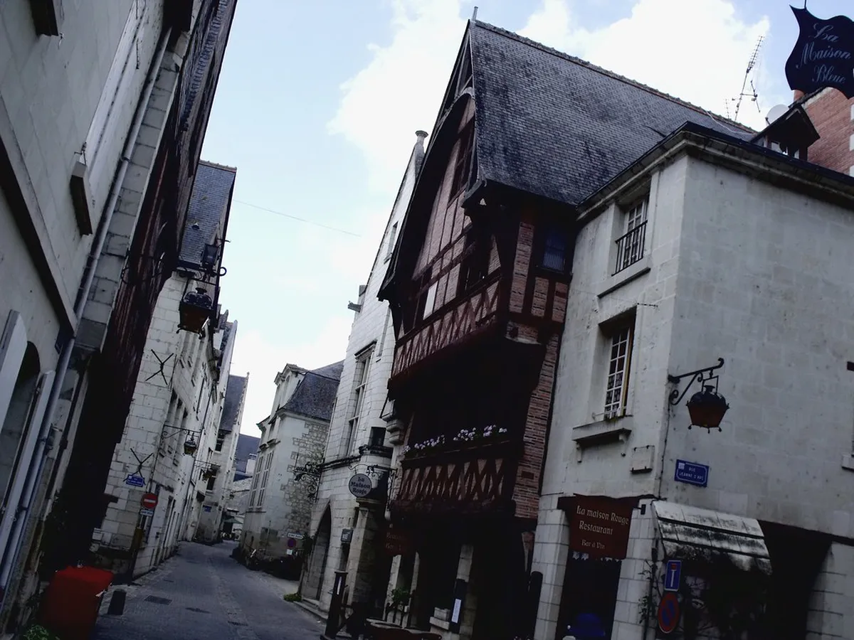 Best Wine Bars in Reims 2025: Top Champagne Spots