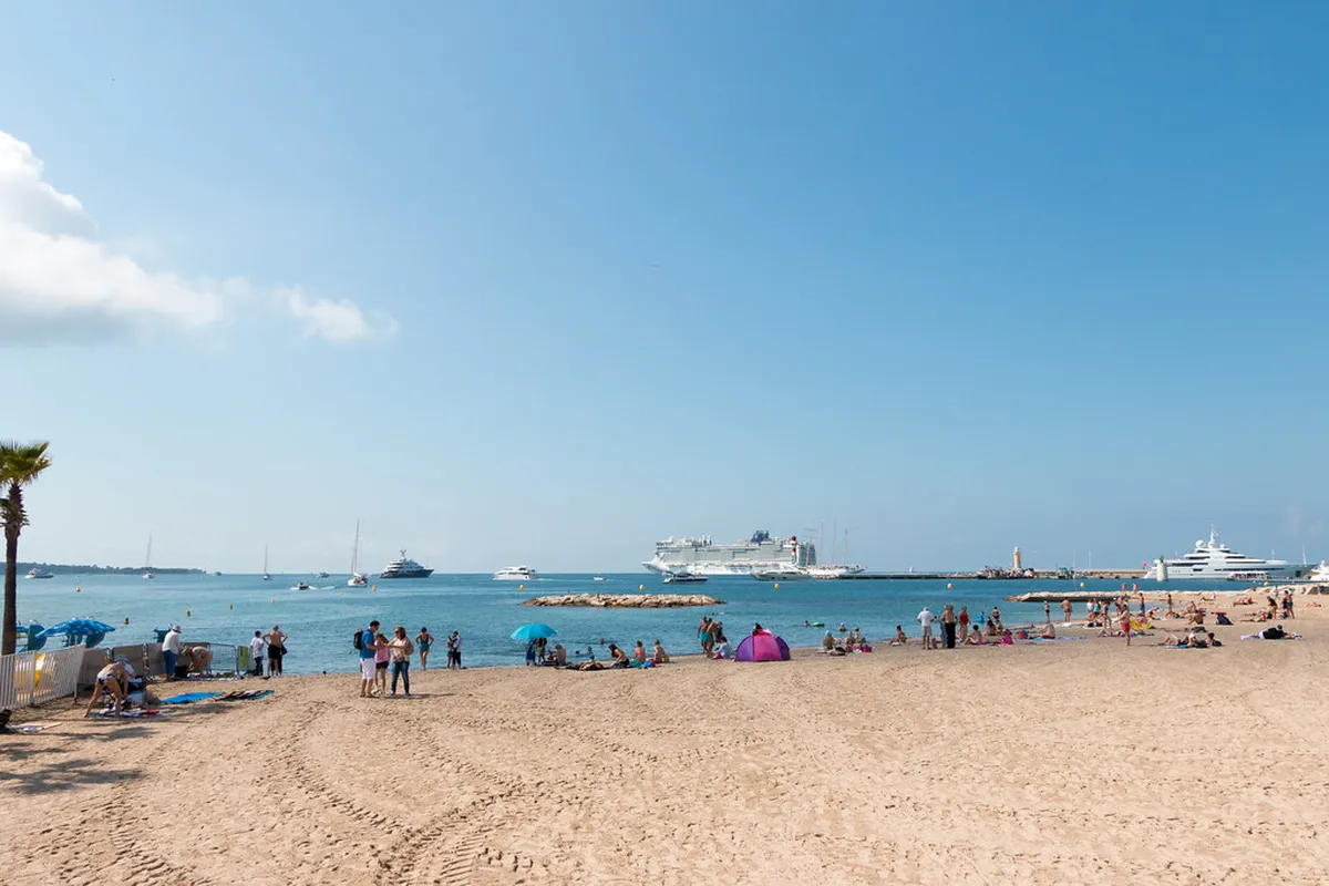 Best Cannes Beach Clubs 2025: Your Guide to Riviera Bliss