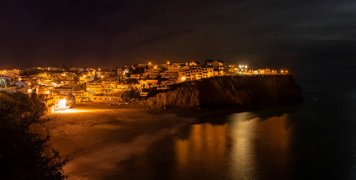 Carvoeiro Night Transport Guide 2025: Getting Around Safely
