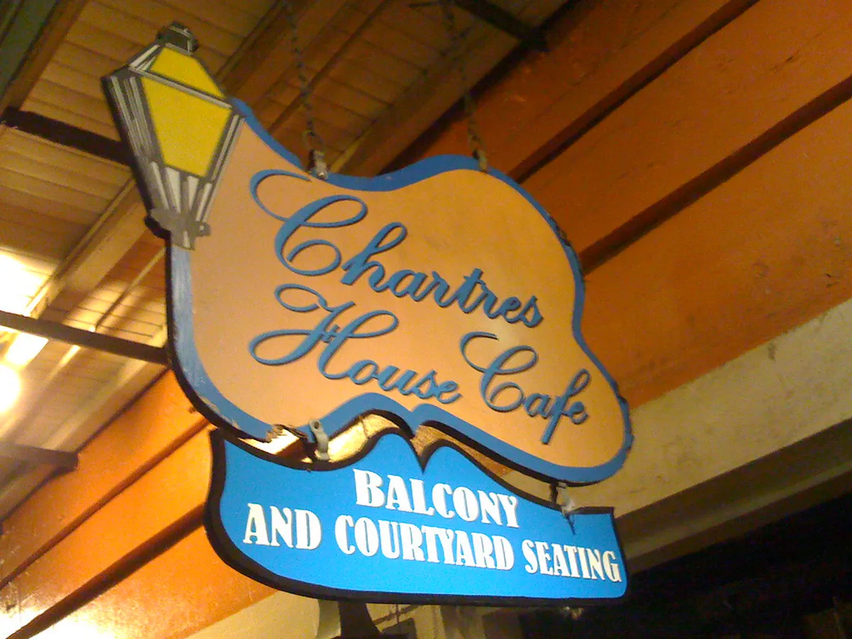 Chartres Pubs and Bars: Your Ultimate 2025 Nightlife Guide