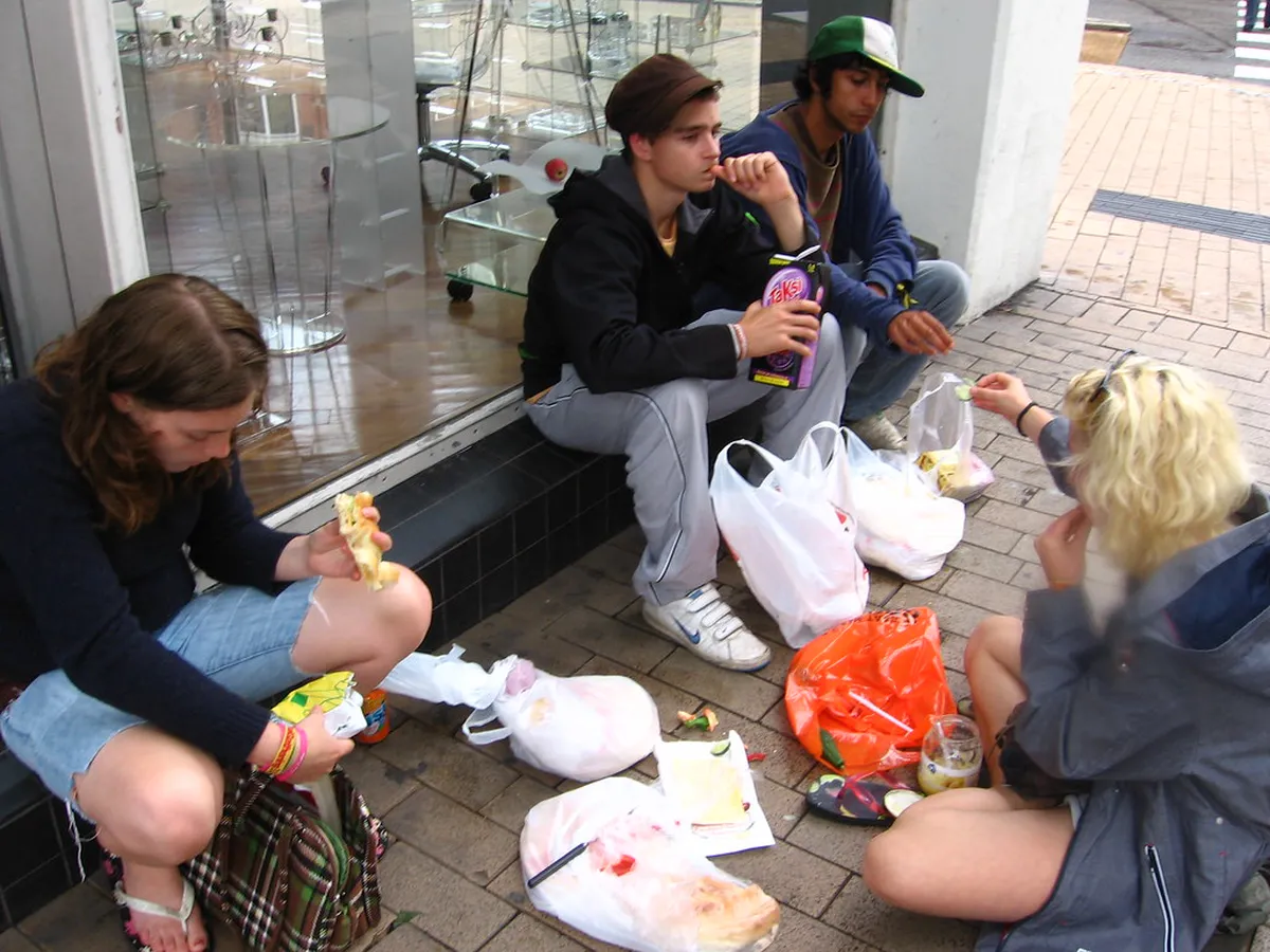 Cheap Drinks in Groningen Nightlife: Your 2025 Budget Guide