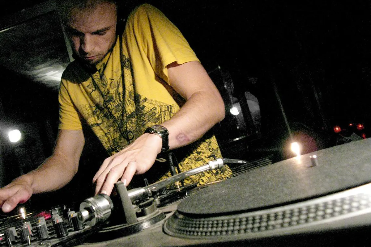 Cologne Nightlife Dress Code: Your 2025 Style Guide