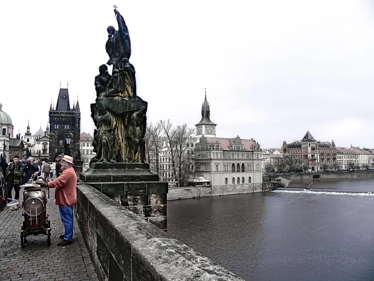 Prague Nightlife Costs 2025: Your Ultimate Budget Guide