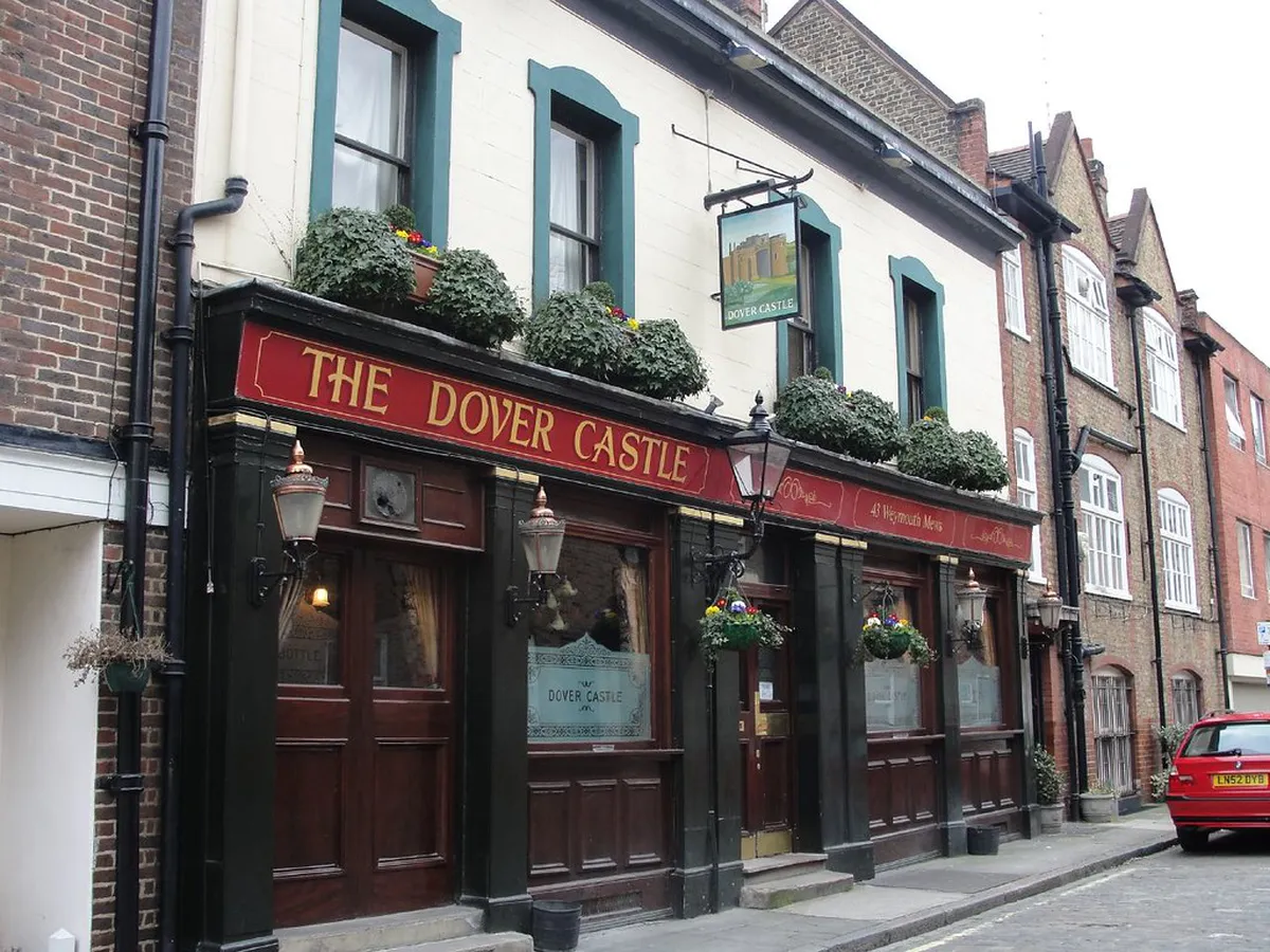 Your Ultimate Dover Pub Crawl Guide for 2025