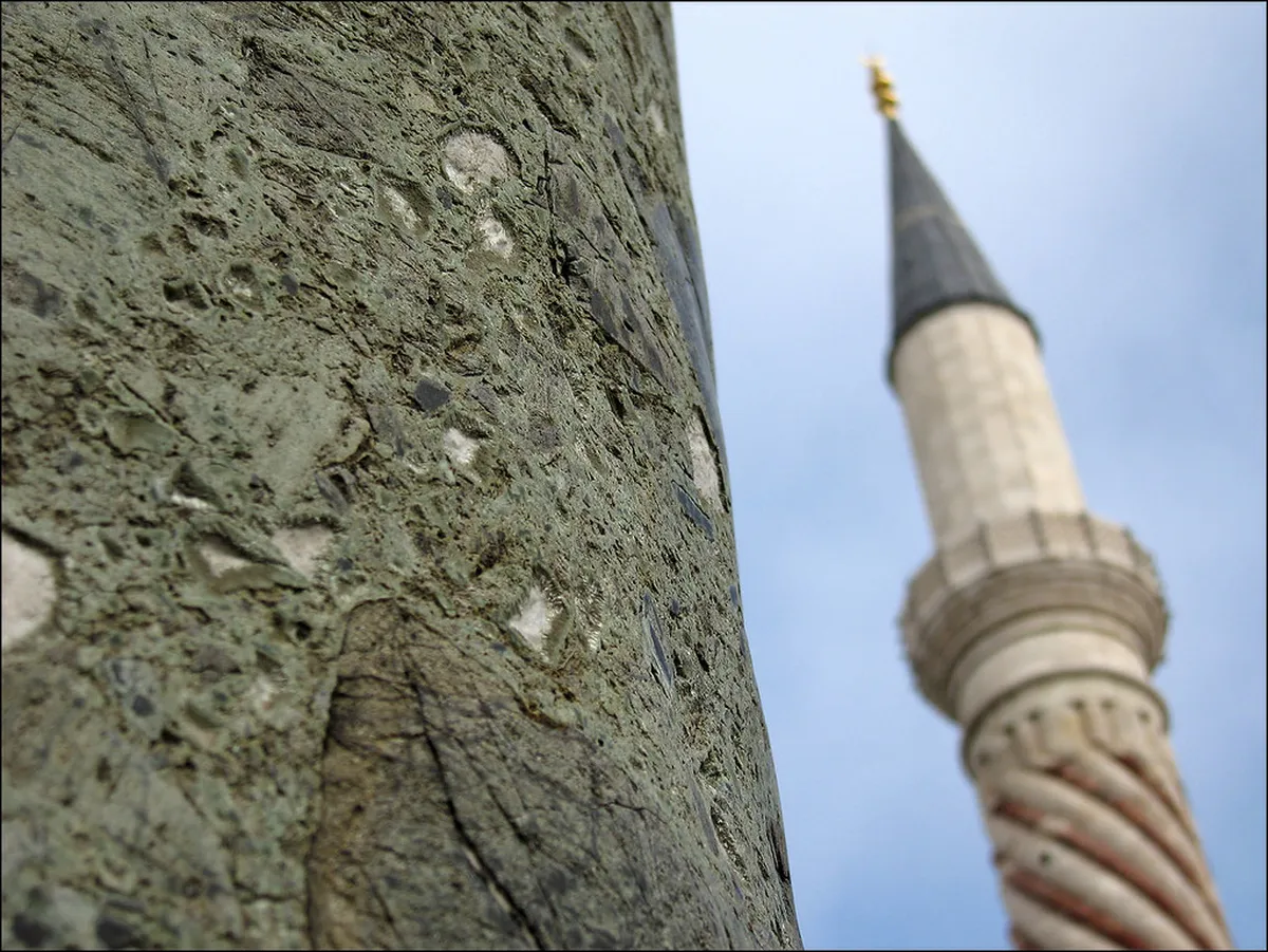 Edirne Club Dress Code: What to Wear for a Night Out in 2025