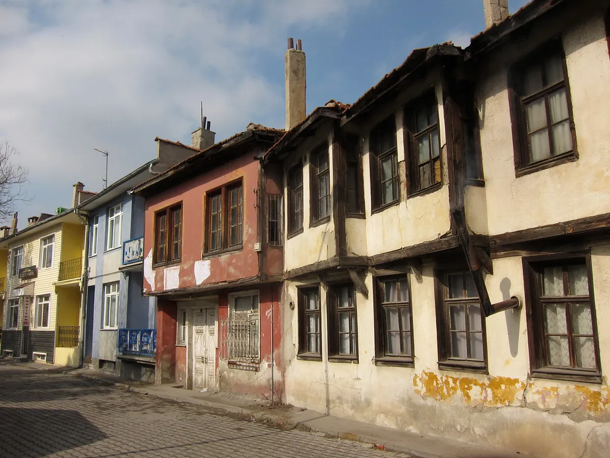 Edirne Nightlife Budget Tips: Enjoying Turkey Affordably in 2025