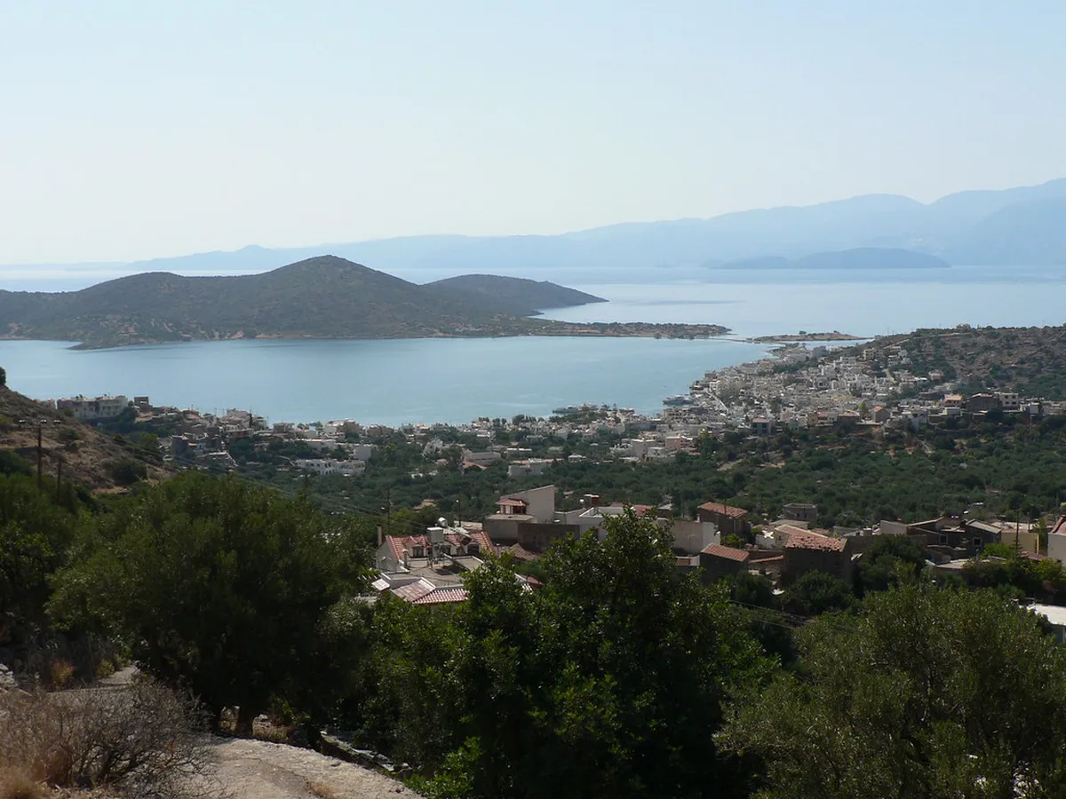 Elounda Nightlife: Understanding Club Opening Hours in 2025
