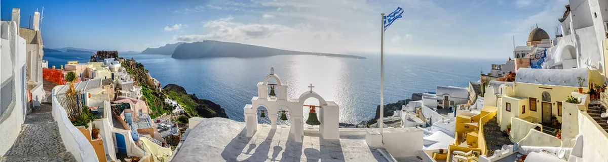 Fira Bar Opening Hours & Santorini Nightlife Guide 2025
