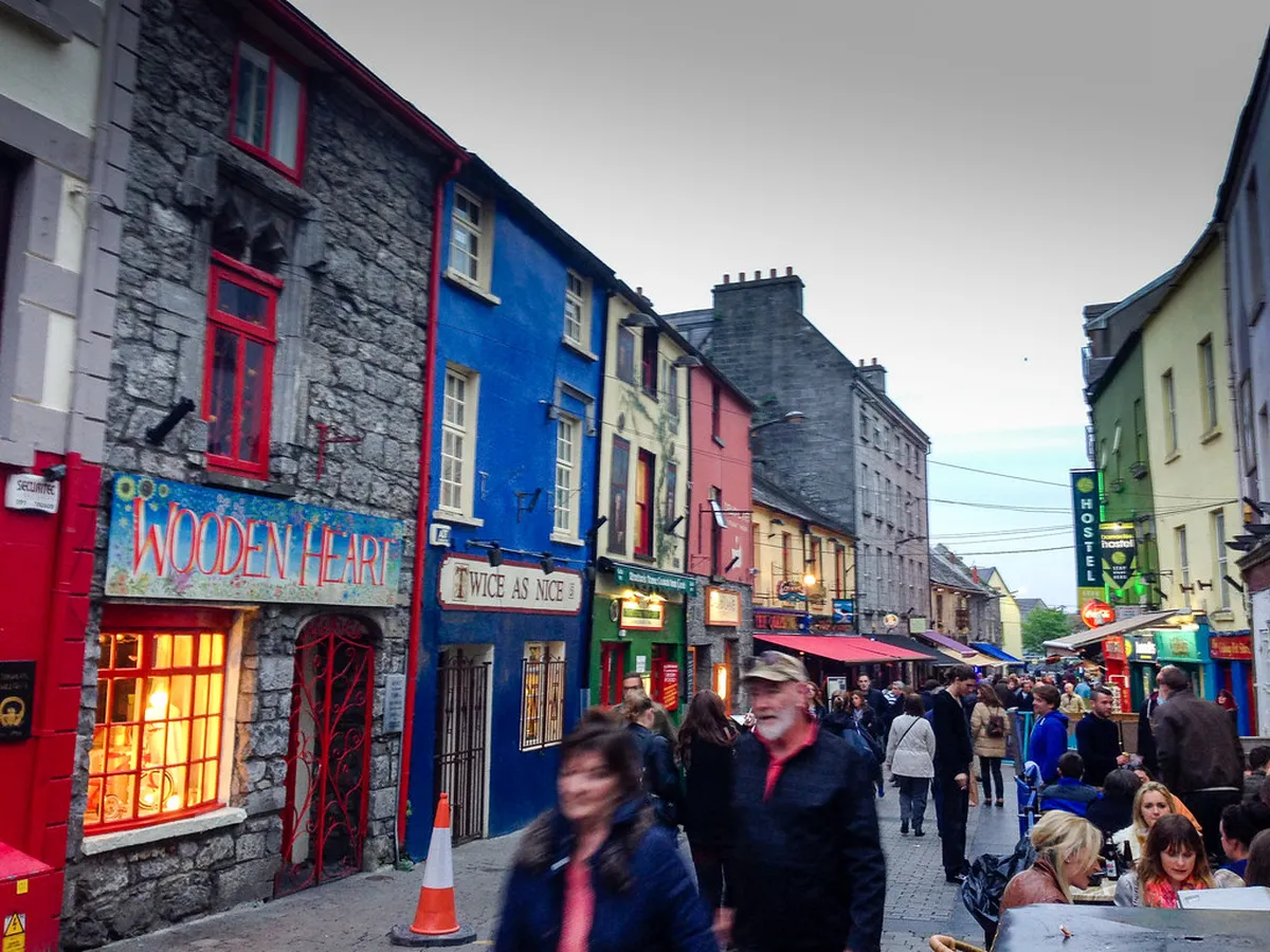 Ultimate Galway City Pub Crawl 2025: Your Essential Guide