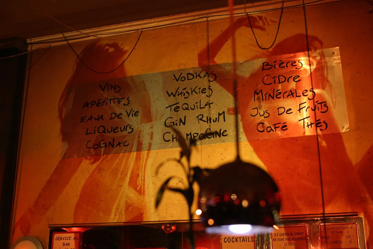 Geneva Nightlife Guide 2025: Best Bars & Clubs
