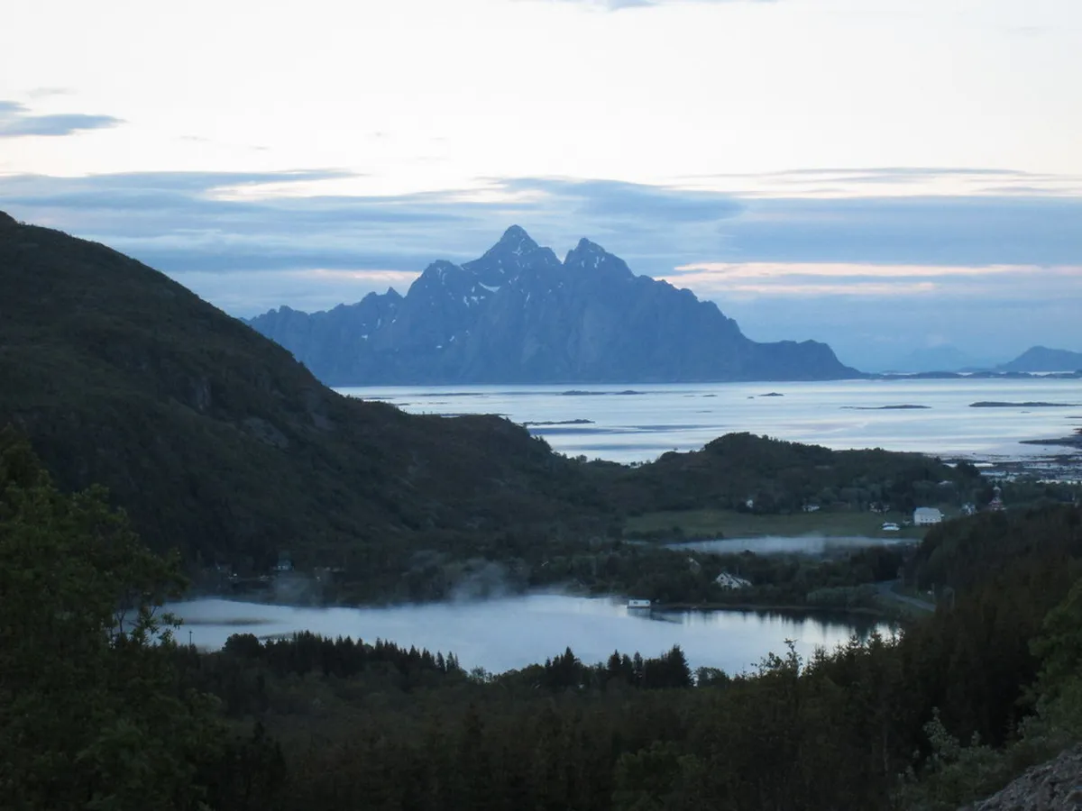 Getting Around Bodø at Night: Your Essential Transport & Safety Guide 2025