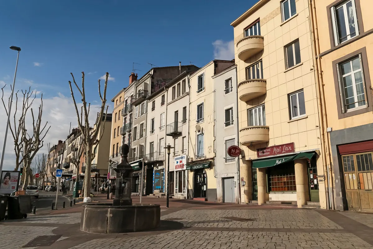 Getting Around Clermont-Ferrand at Night: Your 2025 Guide