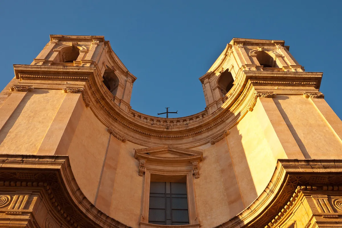 Getting Around Noto Night: Your Guide to Evening Travel