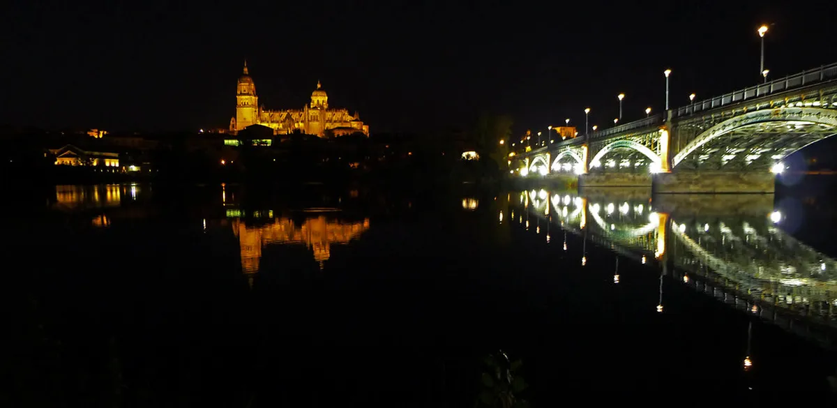 Getting Around Salamanca at Night: Your 2025 Guide