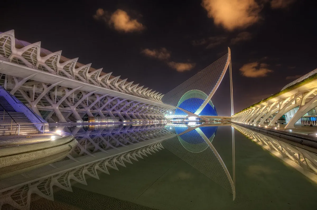 Getting Around Santiago Night: Your 2025 Transport Guide