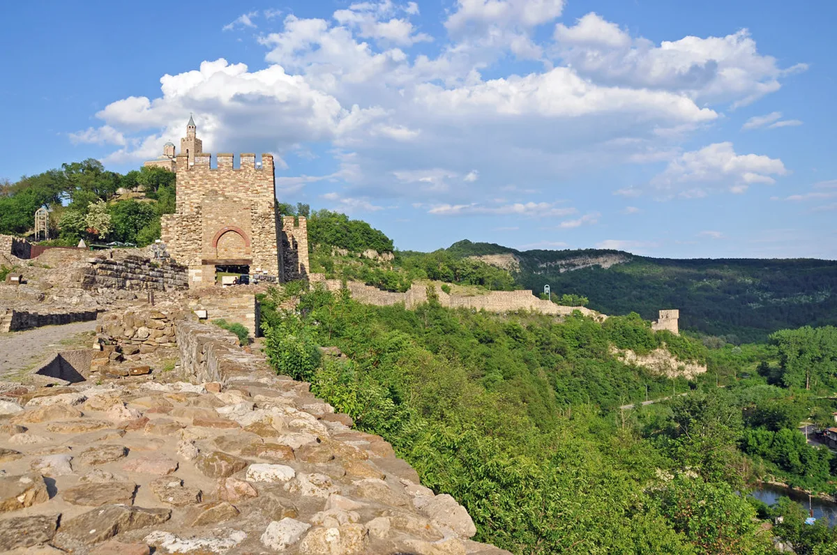Getting Around Veliko Târnovo Night: 2025 Guide