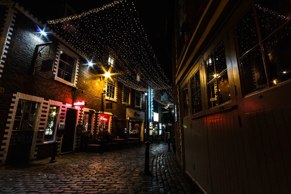 Glasgow Nightlife 2025: Ultimate Guide to Bars & Clubs