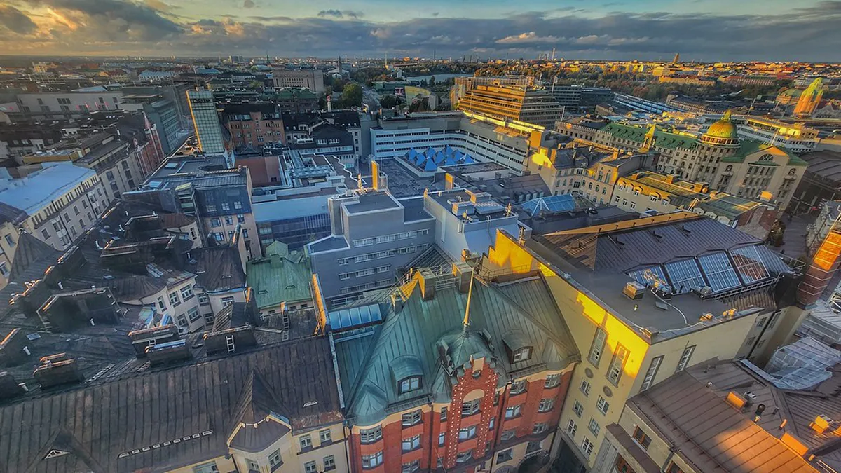 Helsinki Rooftop Bars: Best Views & Drinks in 2025
