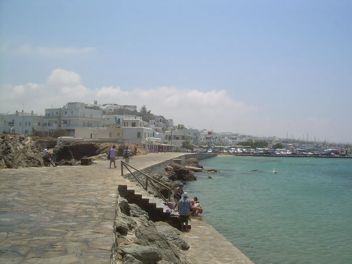 Hora (Naxos) Club Guide 2025: Top Nightlife Spots