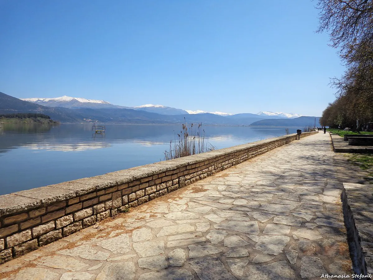Ioannina Pub Crawl Guide: Best Bars & Nightlife 2025