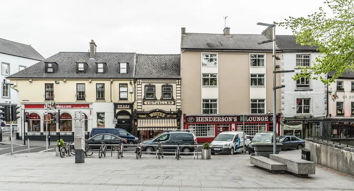 Kilkenny City Pub Crawl: Your Ultimate 2025 Guide