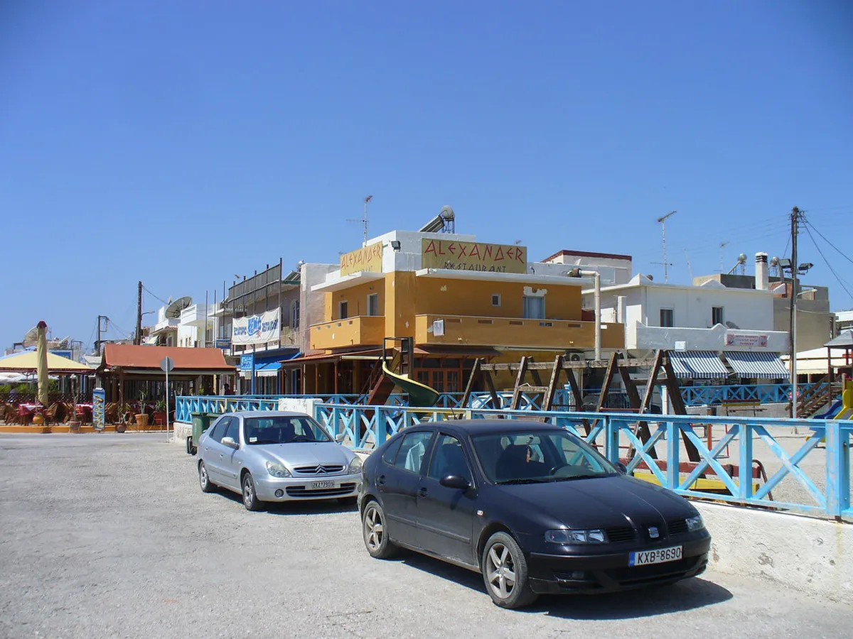 Kos Town Club Dress Code: Your 2025 Nightlife Style Guide